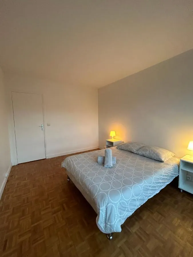 Apartments Tour Eiffel Entrepreneur Paris 0*,